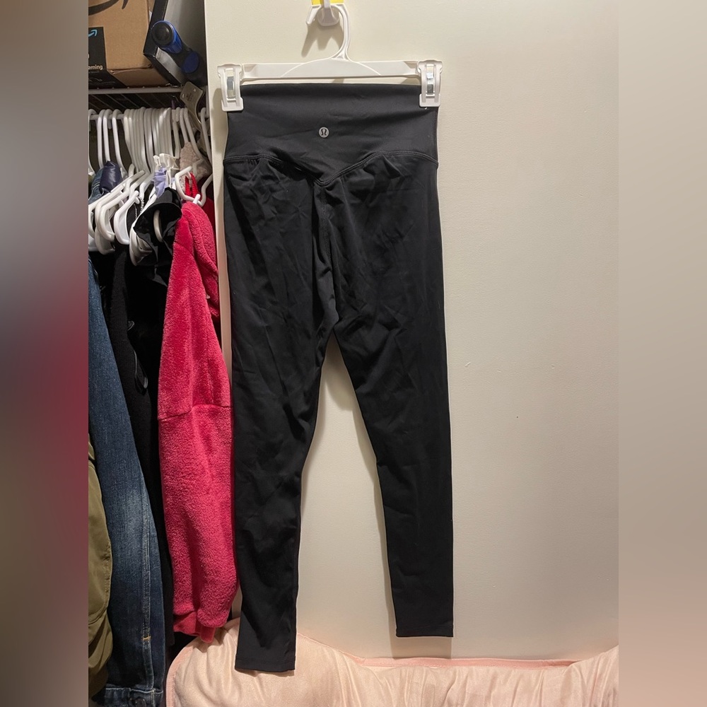Black Lululemon align leggings
